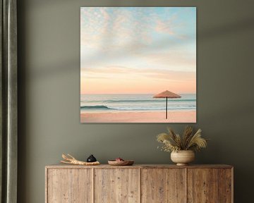 Dromerig strand bij zonsopgang van Poster Art Shop