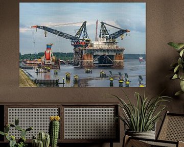 Heerema Marine Contractors' Thialf. by Jaap van den Berg