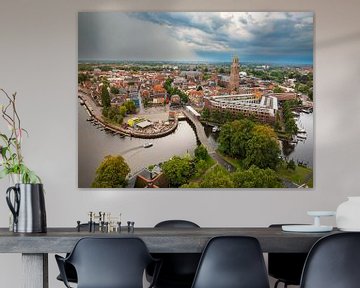 Zwolle van boven tijdens een zomerse zonsondergang