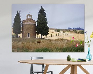 Cappella Madonna di Vitaleta, Landschaft in der Toskana von Ferdie de Jonge