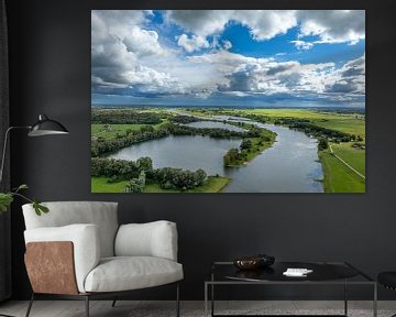IJssellandschap met wolken erboven
