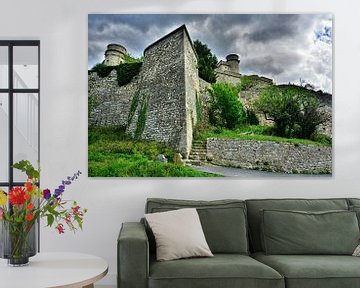 Dreigende storm bij Château du Barroux van Frank Photos