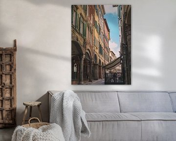 Gekleurde huisjes in Pisa, Italië van Lizet Wesselman