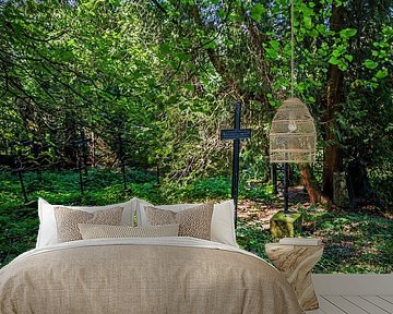 zwarte kruizen diep in het bos waar alles eindigt