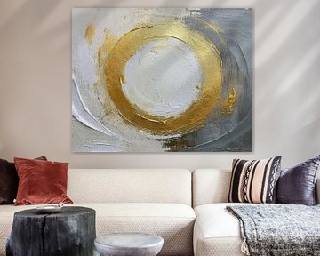 Modern Abstract: Gouden cirkel op beton -1 van Studio Pieternel