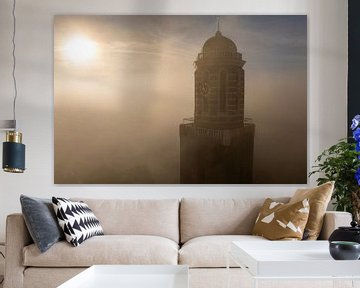 Peperbus kerktoren in Zwolle boven de mist van Sjoerd van der Wal Fotografie