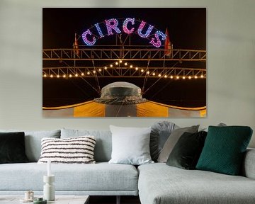 Circus in de nacht van Ronald Pol