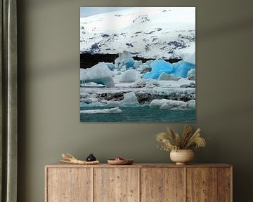 Jökulsárlón glacier lake by simone opdam