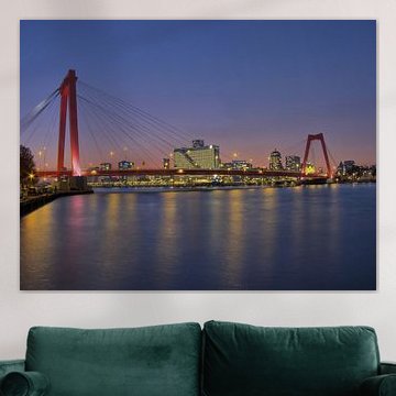 Willemsbrug Rotterdam at night