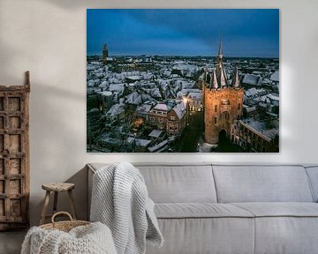 Zwolle Sassenpoort oude stadspoort tijdens een koude winterochtend van Sjoerd van der Wal Fotografie