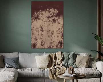 Puur landelijk. Moderne botanische kunst. Bloemen in crème en warm bruin. van Dina Dankers