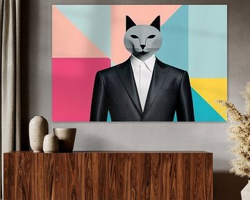 Kat in een zwart pak