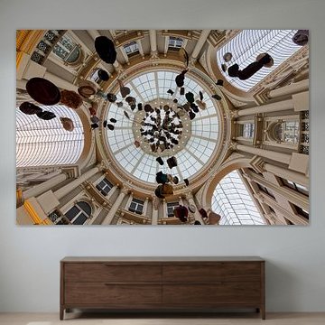 Dôme du passage à La Haye avec des chapeaux