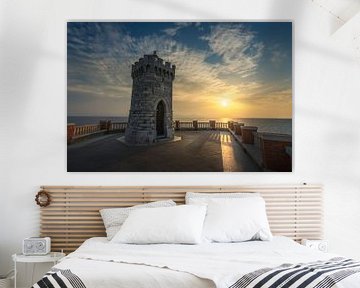 De vuurtoren van Piazza Bovio in Piombino van Stefano Orazzini