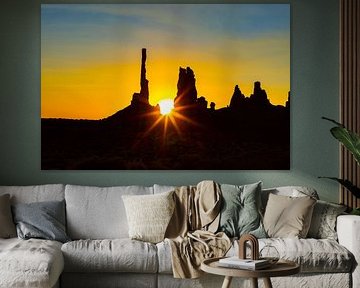 Monument Valley sunrise at the Totem Pole by Gert Hilbink