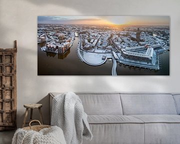 Zwolle panorma tijdens een koude winterochtend van bovenaf gezien van Sjoerd van der Wal Fotografie