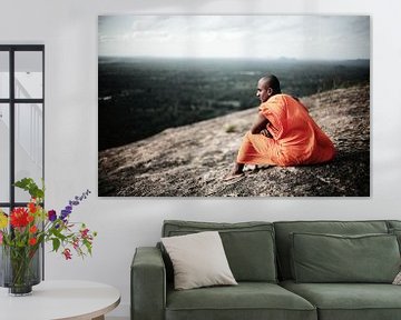 Boeddhistische Monnik, uitzicht Pidurangala-rots, Sigiriya, Sri Lanka von Roel Janssen
