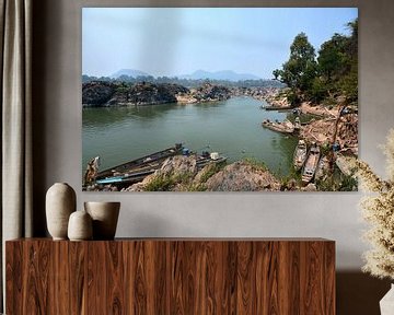 Het vredige wachten van de boten op de Mekong rivier van Frank Photos