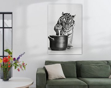 Tijger in de keuken van Poster Art Shop