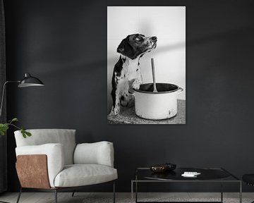 Hond in de keuken van Poster Art Shop