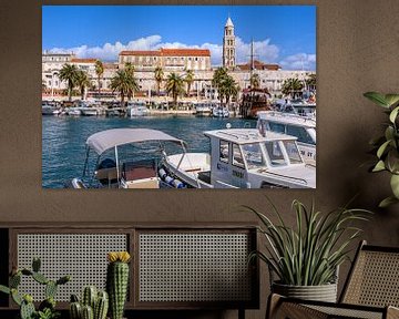 Kroatië : Uitzicht op de haven van Split van Photoart-Naegele
