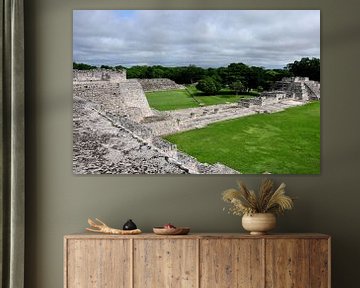 Op het hoogtepunt van de Maya geschiedenis: Uitzicht vanaf Edzná van Frank Photos