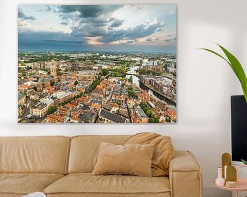 Zwolle van boven tijdens een zomerse zonsondergang