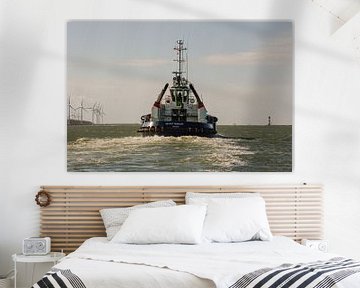 Een sleepboot onderweg op het Calandkanaal van scheepskijkerhavenfotografie
