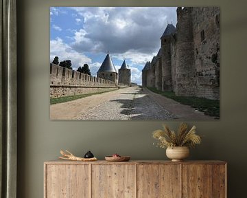 De indrukwekkende stadsmuren van Carcassonne van Frank Photos
