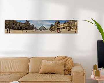 Panorama shot of the Louvre, Paris von Melvin Erné