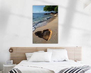 Houten Hart op Verlaten Strand van Art & Soul Creations