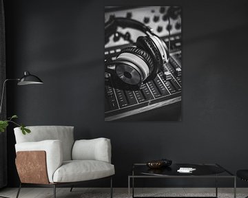 Zwart-wit foto studio koptelefoon van Imperial Art House