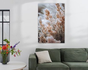 Fleurs beige tendre dans le vent