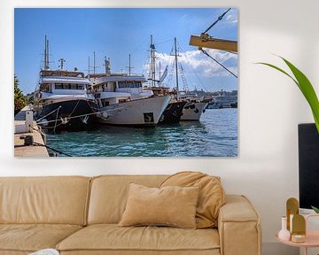 Kroatië : Jachten in de haven van Split van Photoart-Naegele