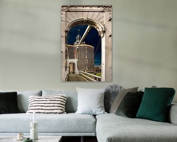 The Dromedaris in Enkhuizen seen through the bridge by Harrie Muis