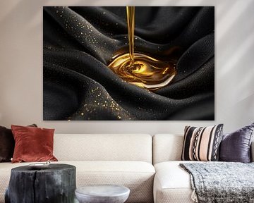 Gouden vloeistof op zwarte stof van Art & Soul Creations