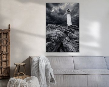 Vuurtoren in stormachtige lucht van Art & Soul Creations