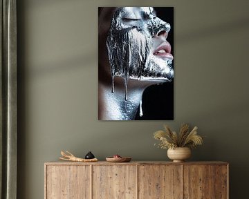Gesicht in Silber gehüllt von Art & Soul Creations