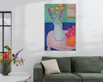 Blue vase with Lilac