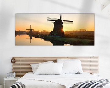 Molens aan de Hoornsevaart bij zonsopkomst van peterheinspictures