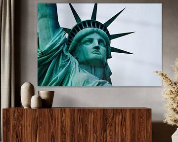 The head of the Statue of Liberty - New York City, America by Be More Outdoor