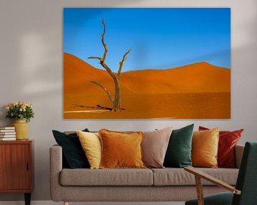 Dode bomen in Deadvlei, Namibië van Fototante