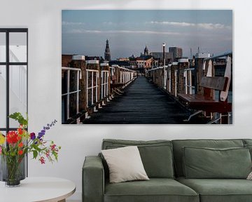 Stille Havenpier bij Schemering Stadsverlichting en Rust Vlissingen van Femke Ketelaar