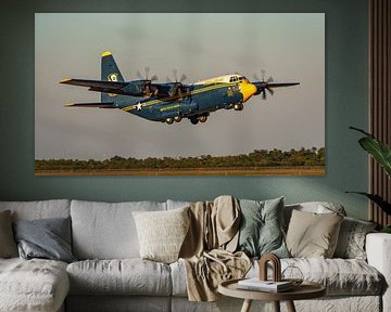Blue Angels Lockheed C-130J Hercules "Fat Albert". von Jaap van den Berg