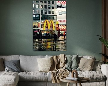 De McDonald's vestiging bij Times Square - New York Amerika van Be More Outdoor