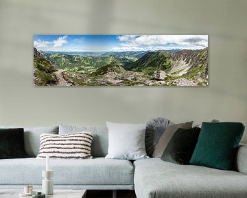 Aussicht auf Bad Hindelang und die Allgäuer Alpen von Leo Schindzielorz