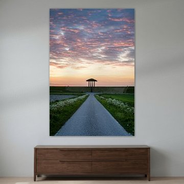 Dike temple Marrum during sunset