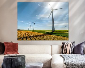Tulpen met windturbines op de achtergrond