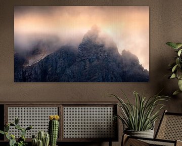 Misty Mountain Peaks of the Bavarian Alps, Germany: Soft Light and Hidden Heights van Arda Acar