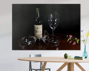Bottle of wine with glasses by Foto Nico